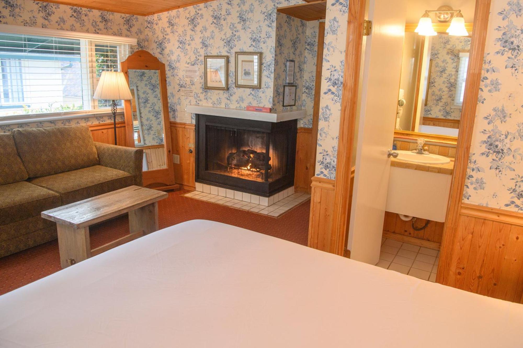 Carmel Fireplace Inn Zewnętrze zdjęcie