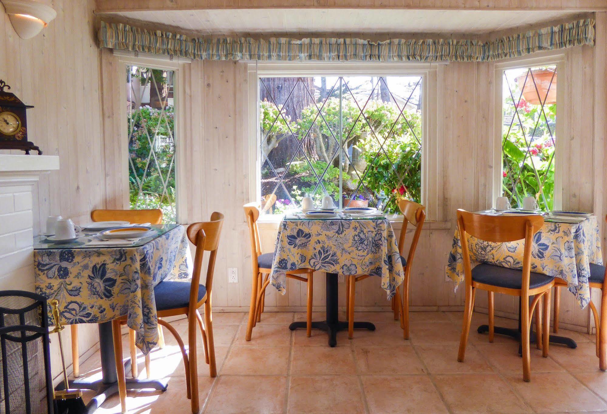Carmel Fireplace Inn Zewnętrze zdjęcie