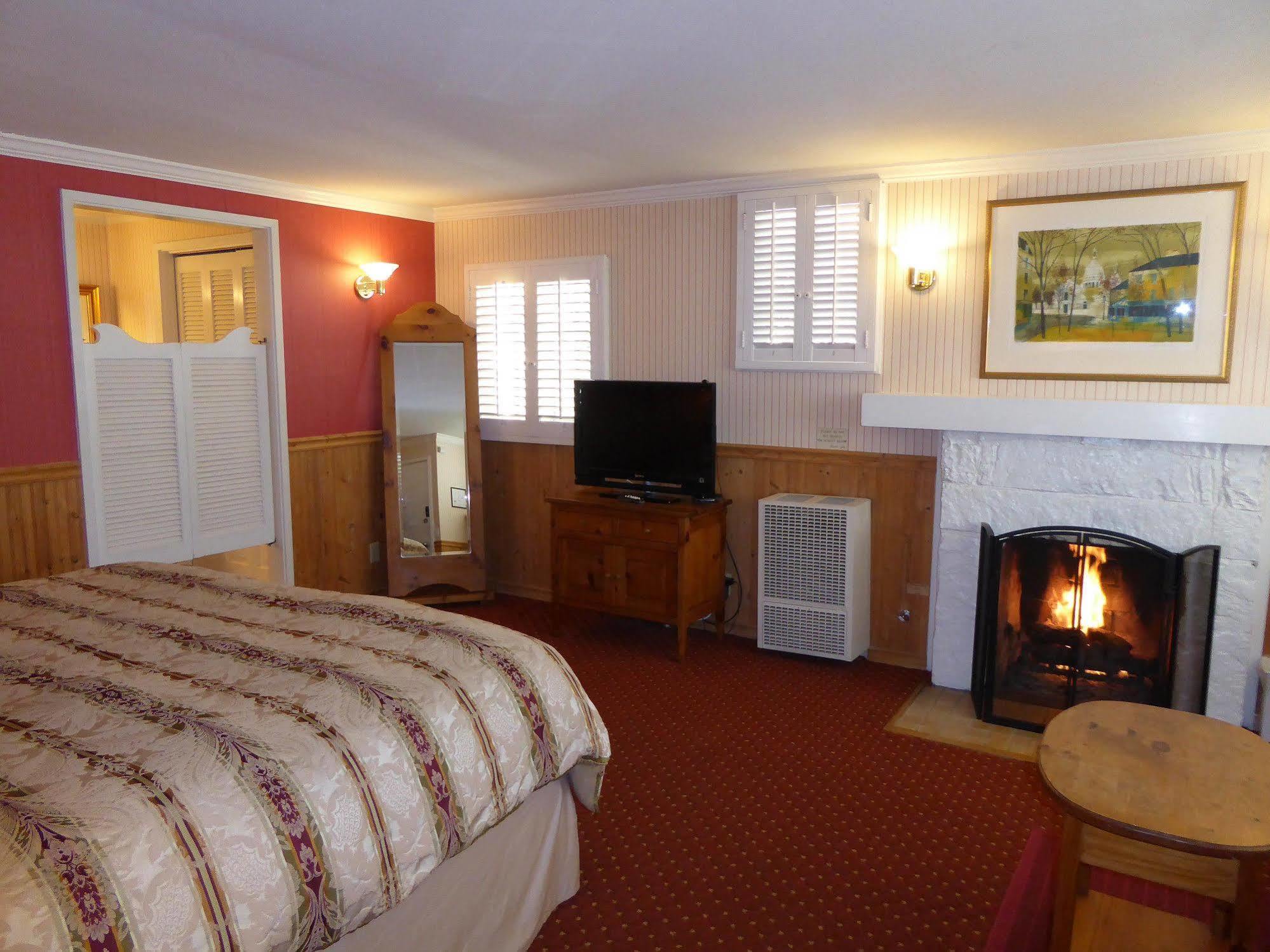 Carmel Fireplace Inn Zewnętrze zdjęcie